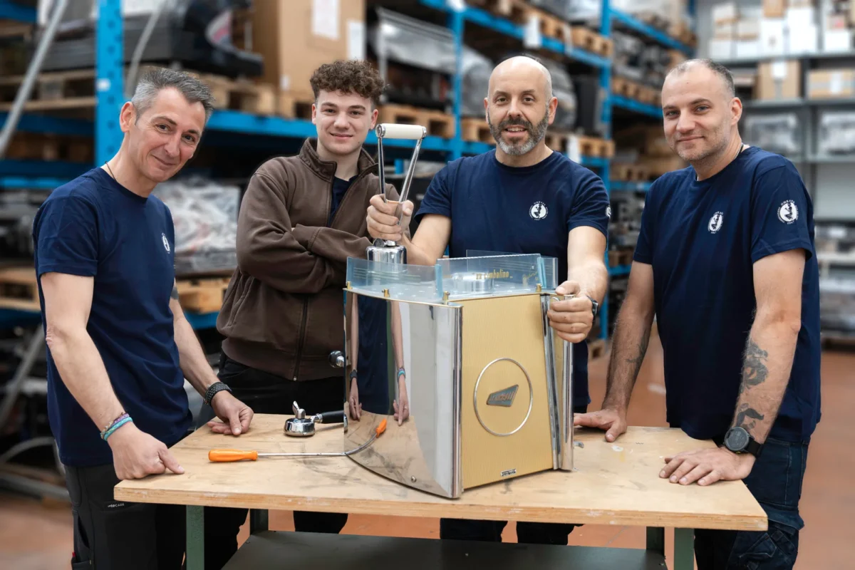Service Omkafè - Stefano Comai, Maurizio Bortolameotti, Fabrizio Alari, Matteo Ciaghi, Lorenzo Miorelli